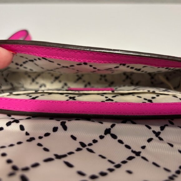 Kate Spade Newbury Lane Crossbody - Hot Pink with Gold Hardware 💖 - Picture 4 of 5